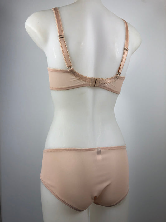 Peachy Beige lace lingerie. 1950s nude faux vintage underwear range odette. Offering longline bra, longline girdle, 6 strap garter belt and pantie girdle high waisted knickers with detachable suspender straps
