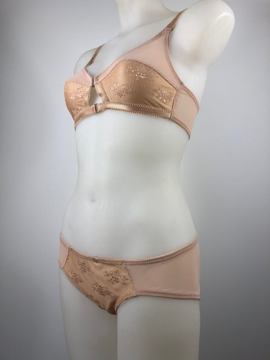 Peachy Beige lace lingerie. 1950s nude faux vintage underwear range odette. Offering longline bra, longline girdle, 6 strap garter belt and pantie girdle high waisted knickers with detachable suspender straps