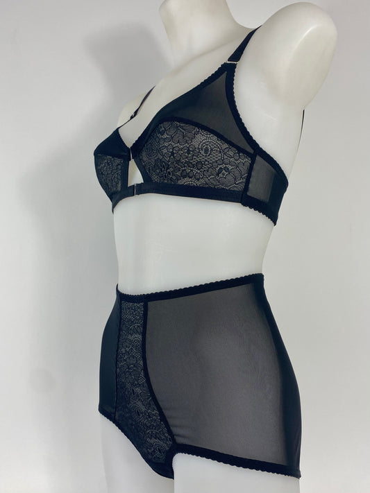 Black Cameo High Waisted Knicker