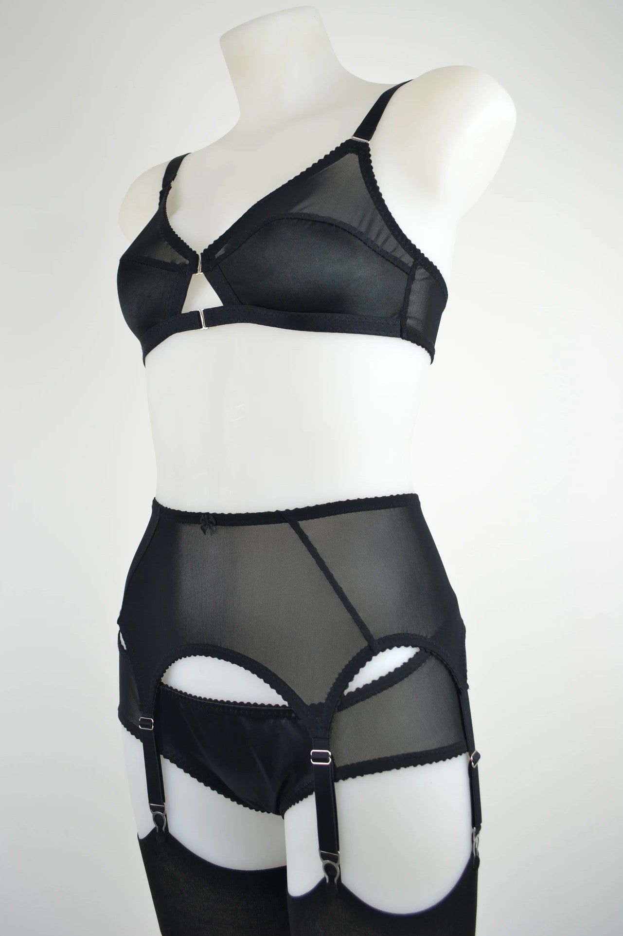 Black Mesh 6 Strap Suspender Belt ~ Pip and Pantalaimon Pip & Pantalaimon Lingerie Black Mesh 6 Strap Suspender Belt ~ Pip and Pantalaimon Pip & Pantalaimon Lingerie