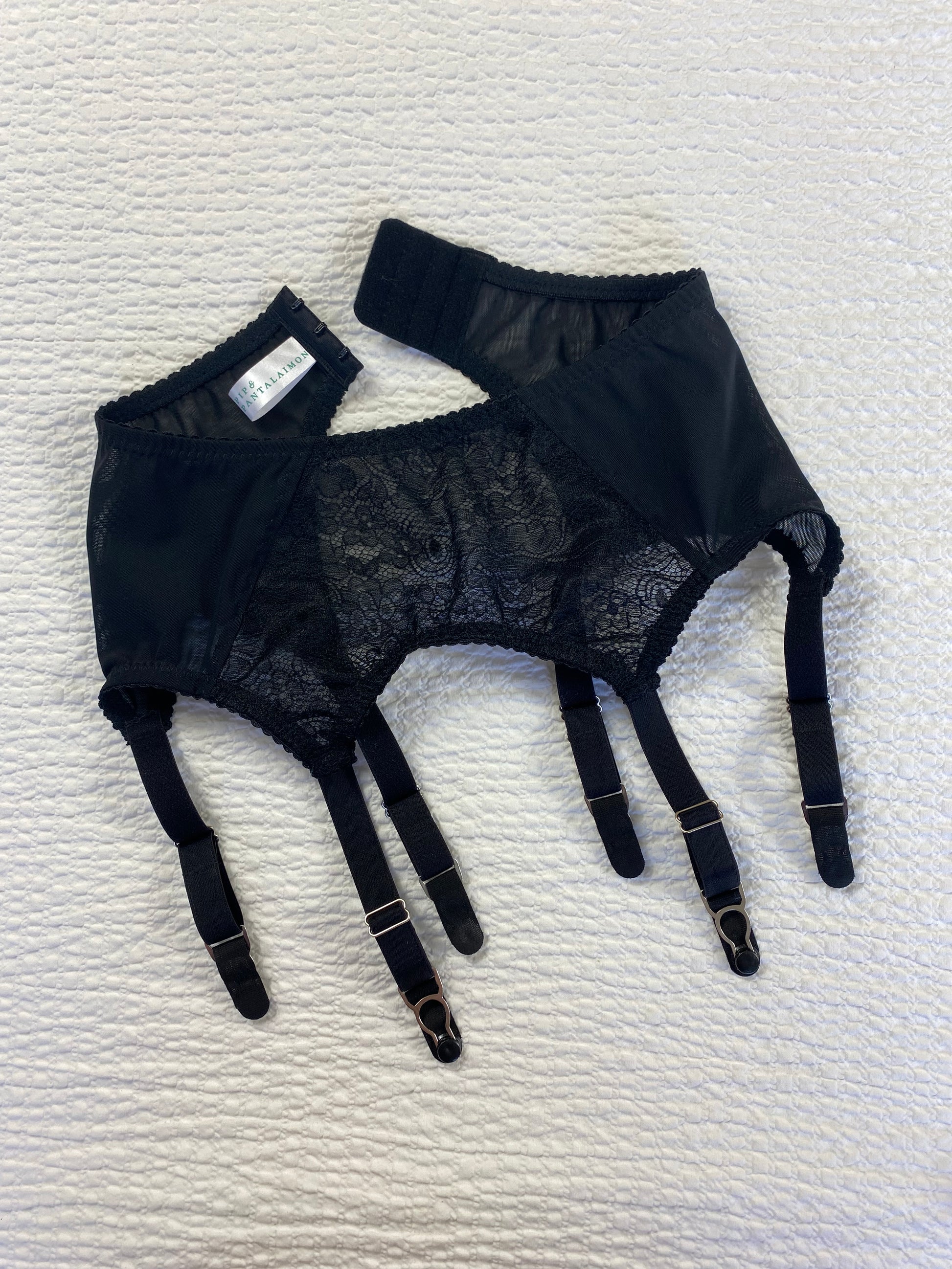 Black Cameo 6 strap black lace suspender belt with six steel suspender straps