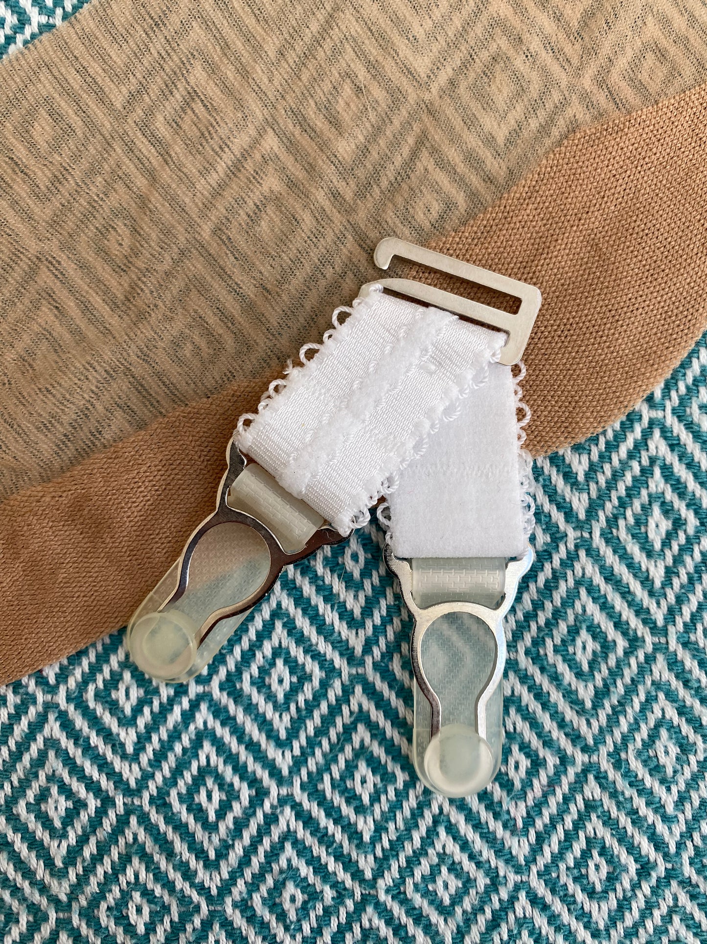 Suspender V-Strap for stockings 20mm Wide