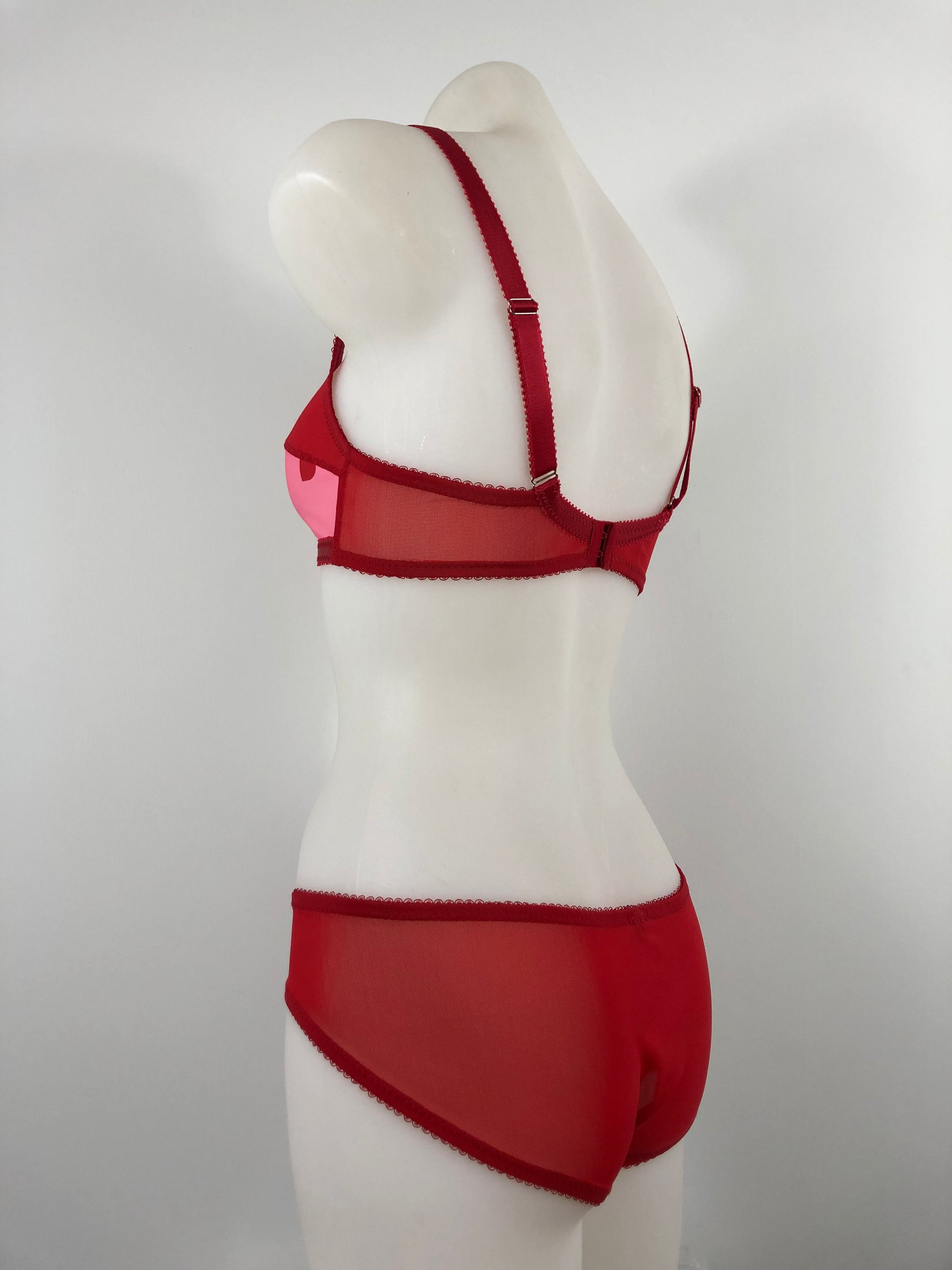red and pink heart lingerie. vintage inspired classic cut panties knickers with pink heart front and red mesh sides, perfect for valentines cheesecake pin ups,  A fun, bold, playful retro inspired underwear set