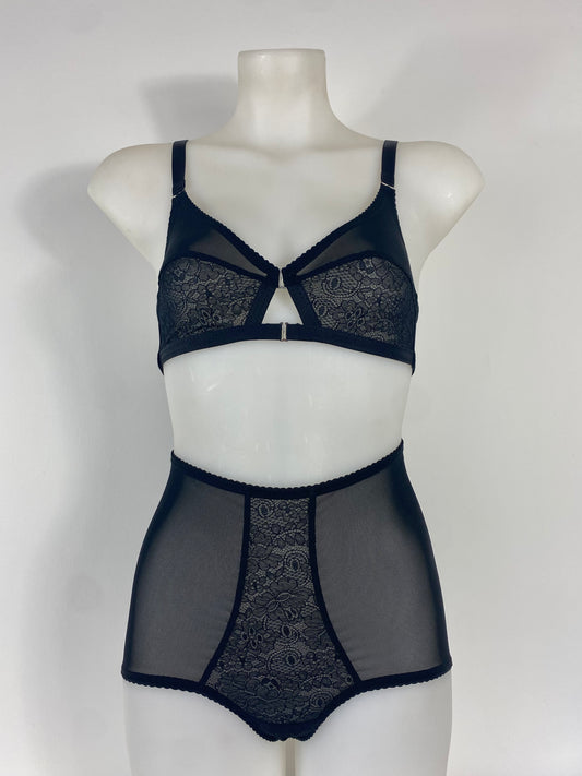 Black Cameo High Waisted Knicker