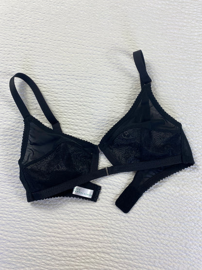 Black Cameo soft bra in black lace and mesh with full coverage vintage-inspired cups and front fastening