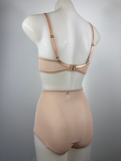 Peachy Beige lace lingerie. 1950s nude faux vintage underwear range odette. Offering longline bra, longline girdle, 6 strap garter belt and pantie girdle high waisted knickers with detachable suspender straps