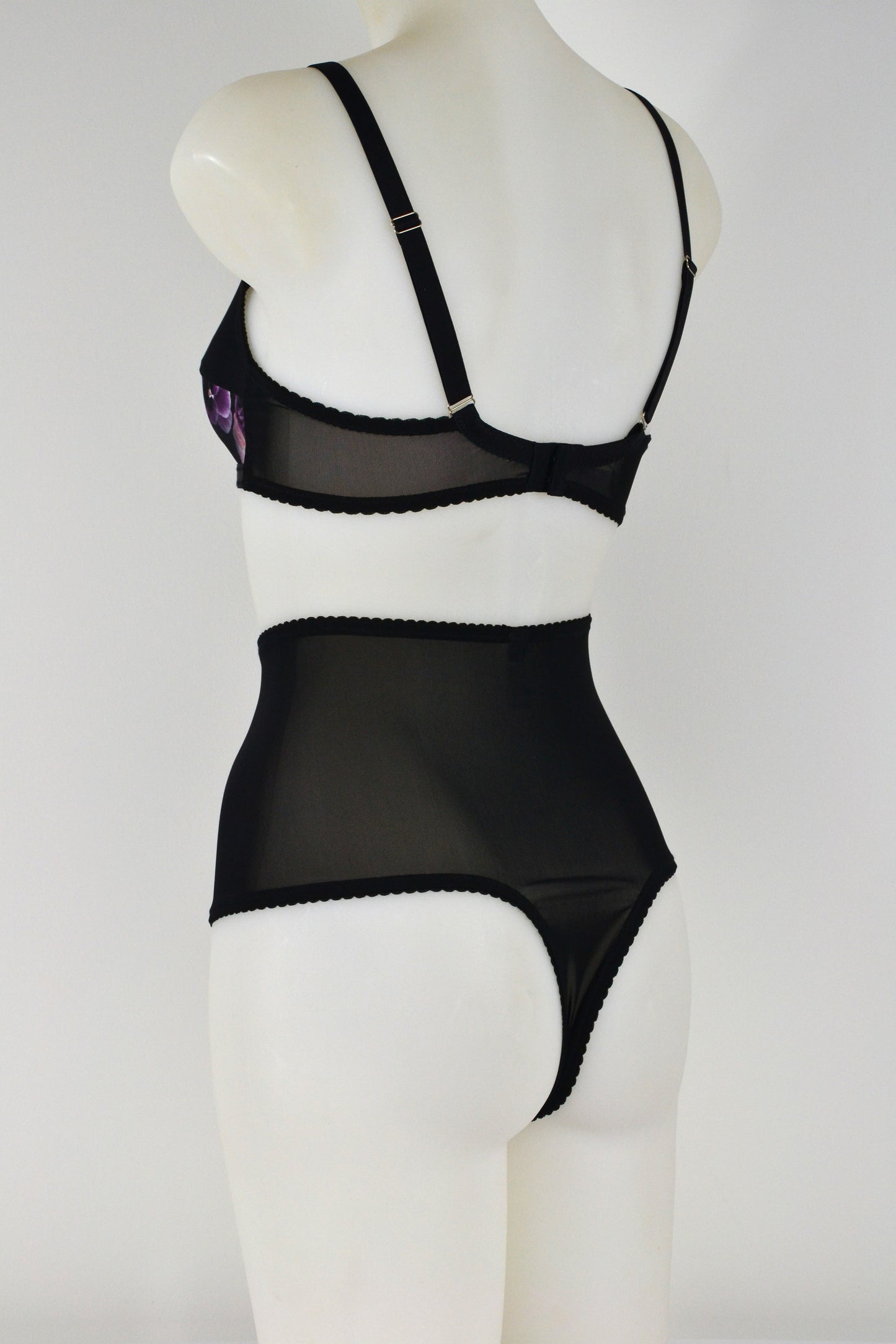 Viola Satin Classic Bralette