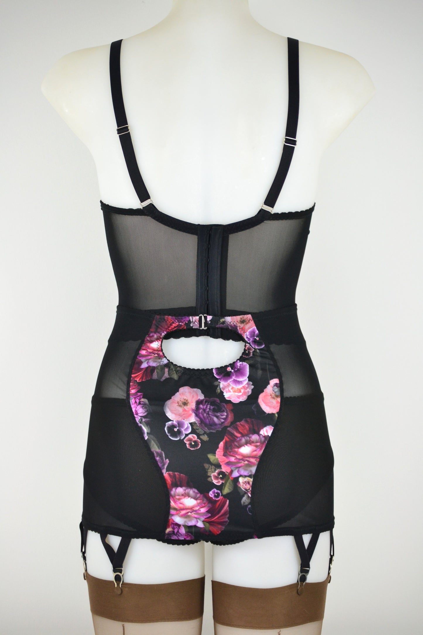 Viola 6 Strap Longline Girdle