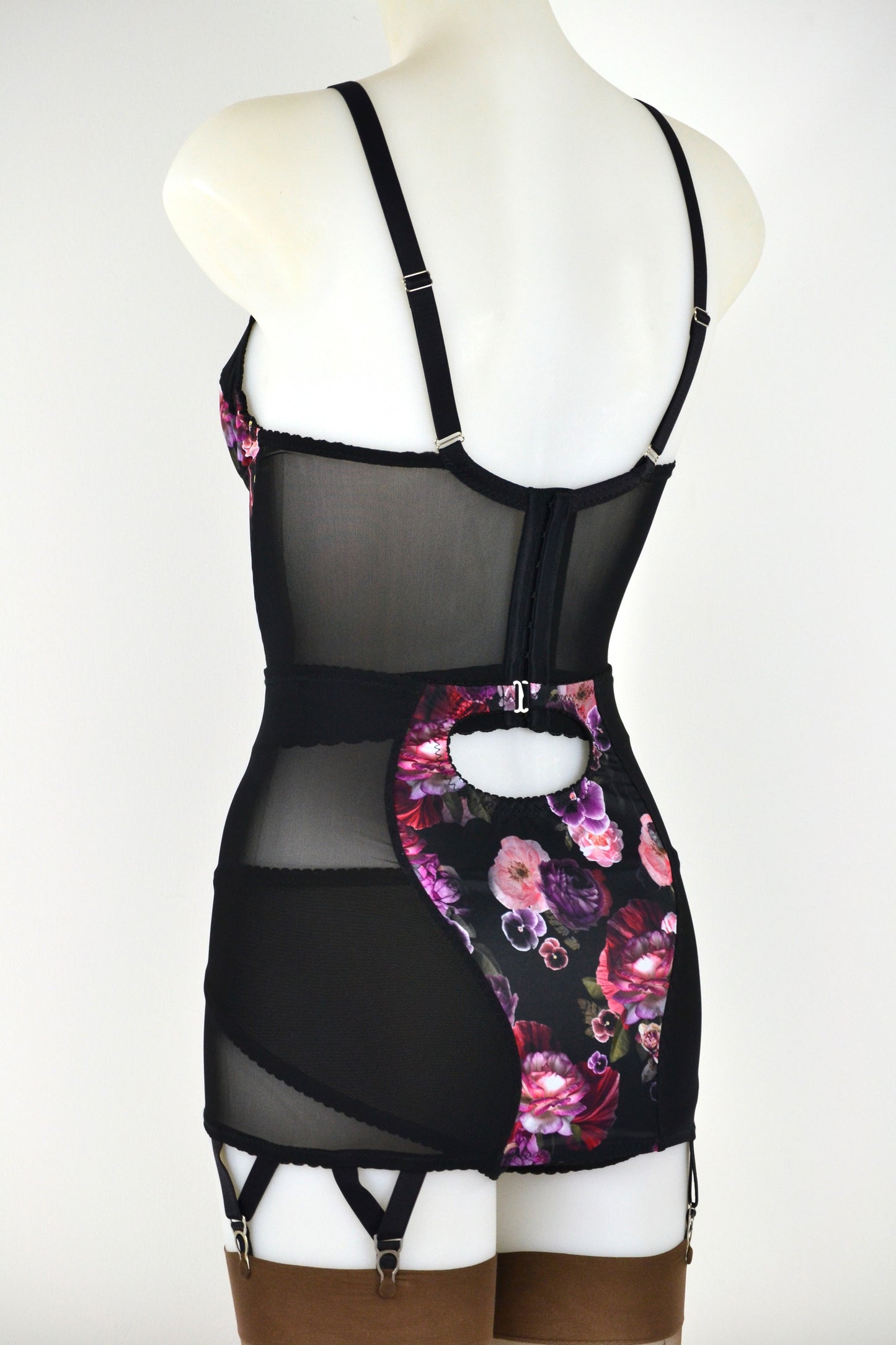 Viola 6 Strap Longline Girdle