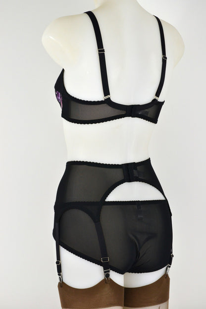 Viola Satin 6 Strap Suspender Belt