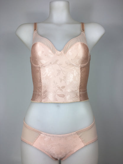 Our most authentic looking vintage inspired lingerie yet. Perfect peachy satin pantie knicker to compliment the other faux vintage lingerie in the clematic range, including longline faux vintage 1950s bra, vintage inspired longline girdle, high waisted pantie girdle and size strap suspender belt