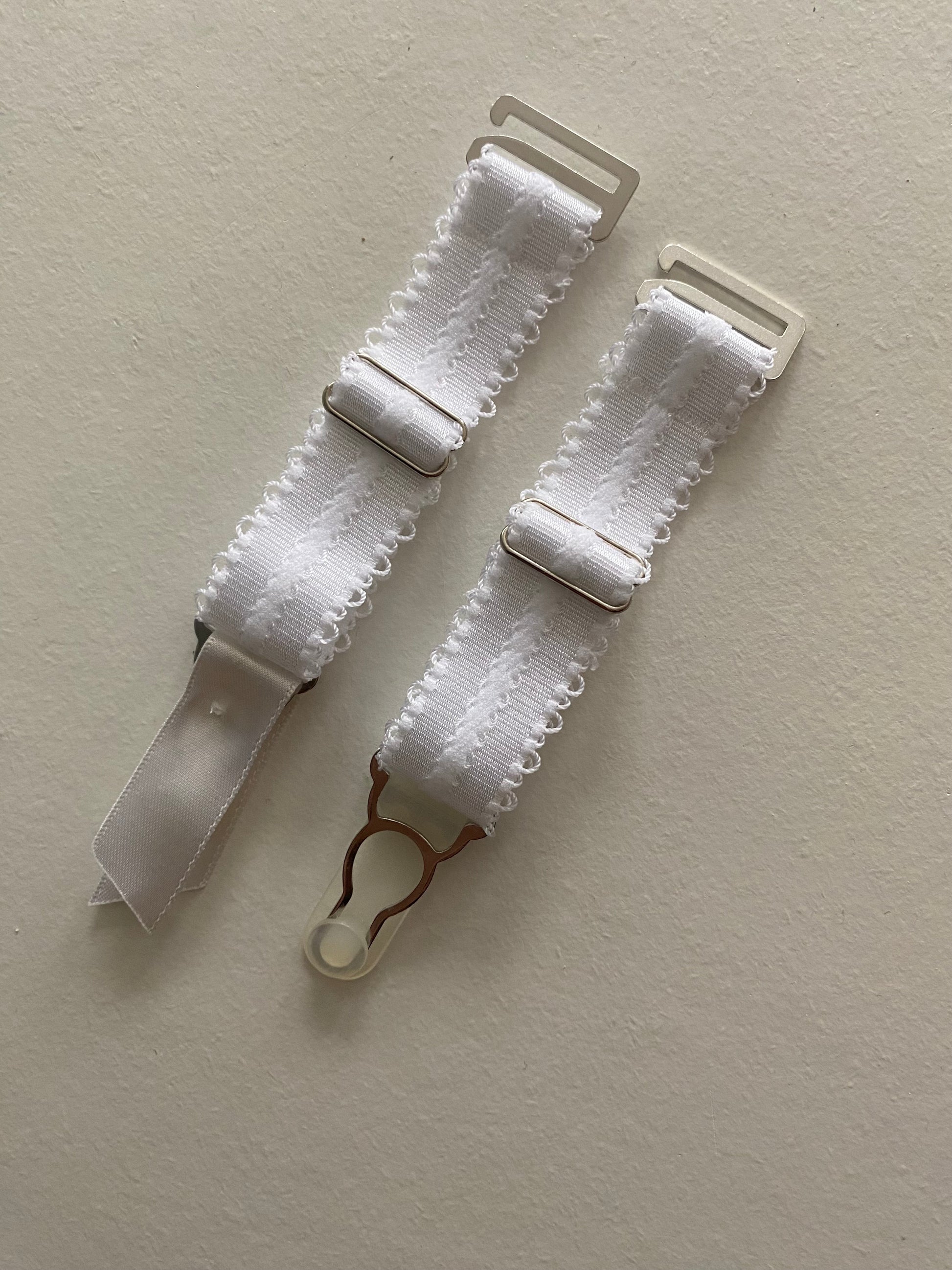 detachable suspender garter straps for lingerie and underwear. adjustable and removable replacements extra wide 20mm think strong straps for corset basque stockings garters. black elastic with strong silver steel garter grips