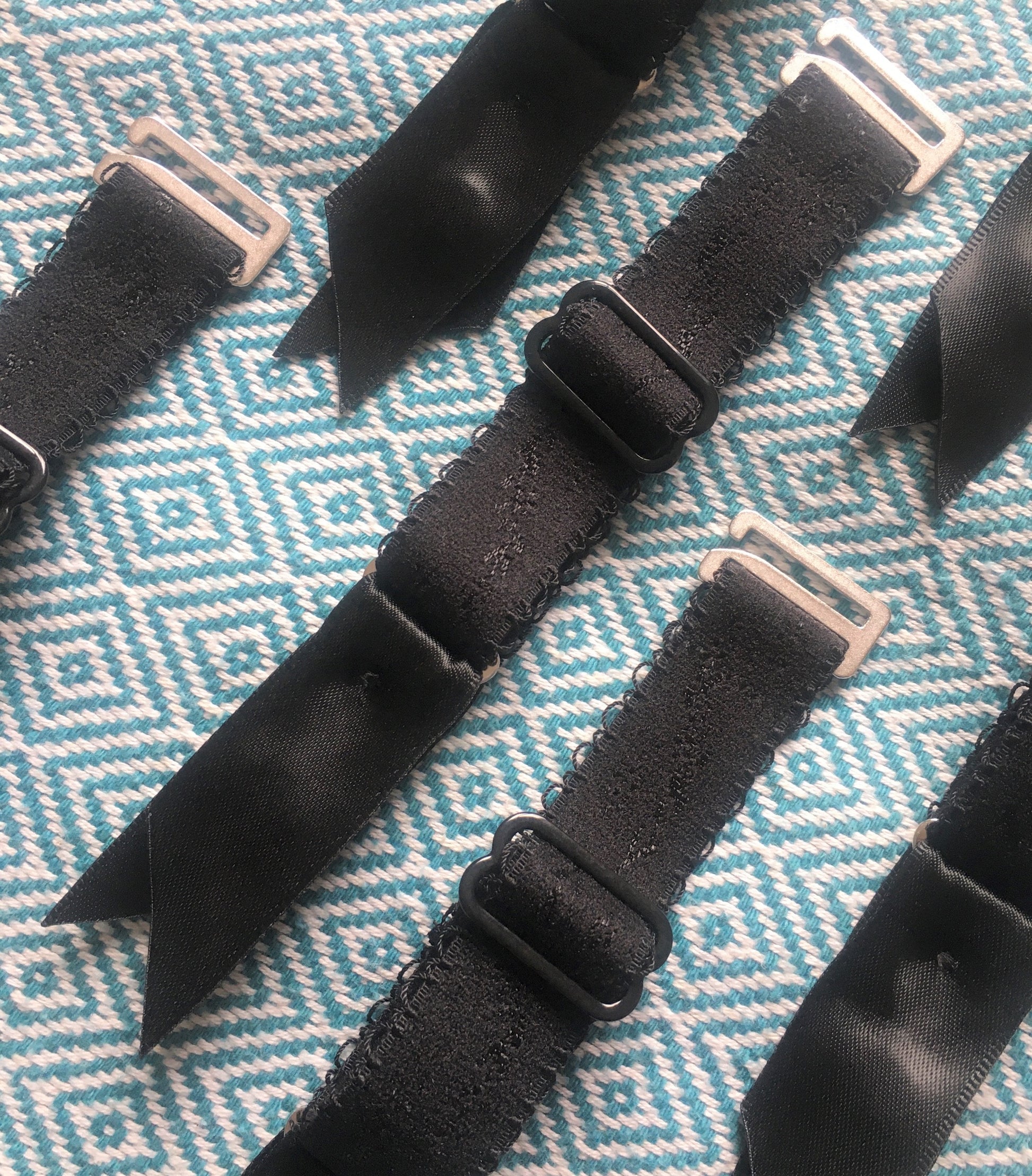 detachable suspender garter straps for lingerie and underwear. adjustable and removable replacements extra wide 20mm think strong straps for corset basque stockings garters. black elastic with strong silver steel garter grips