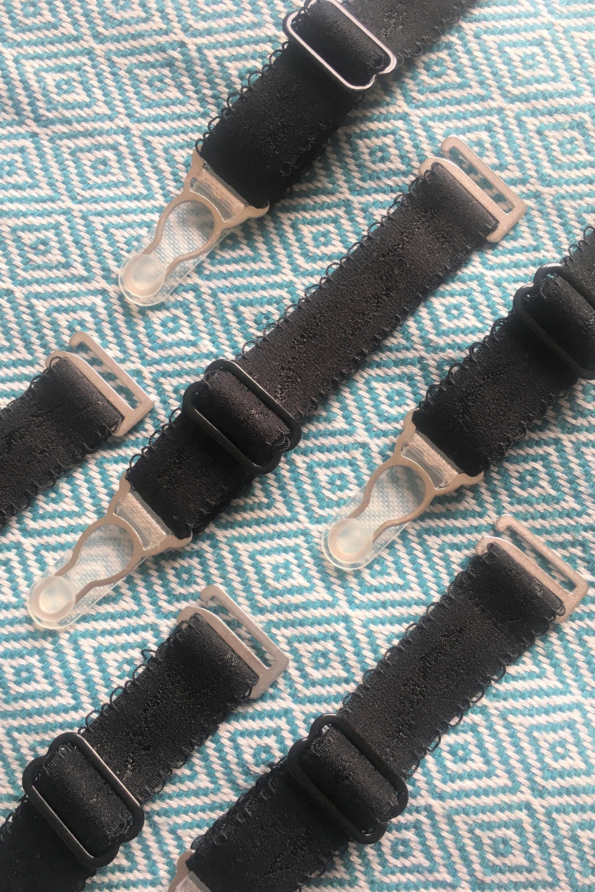 detachable suspender garter straps for lingerie and underwear. adjustable and removable replacements extra wide 20mm think strong straps for corset basque stockings garters. black elastic with strong silver steel garter grips
